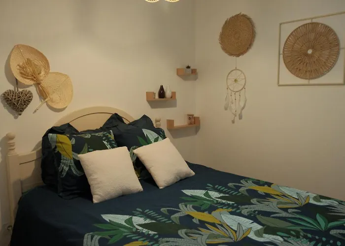 Cocon Independant Dans Villa, Idealement Situe Entre Sommieres, Montpellier Et Les Plages Palavas, Carnon